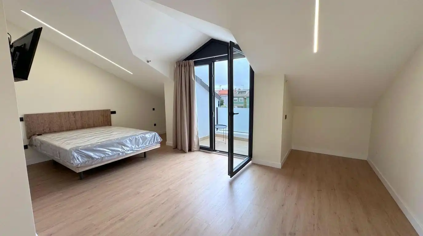 Habitación de Piso de alquiler en Suances con Calefacción, Terraza y Amueblado
