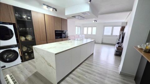 Foto 3 de Piso en venta en Kalero - Basozelai, Basauri