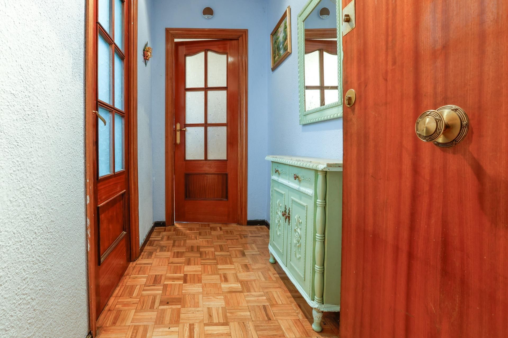 Flat for sale in Parla