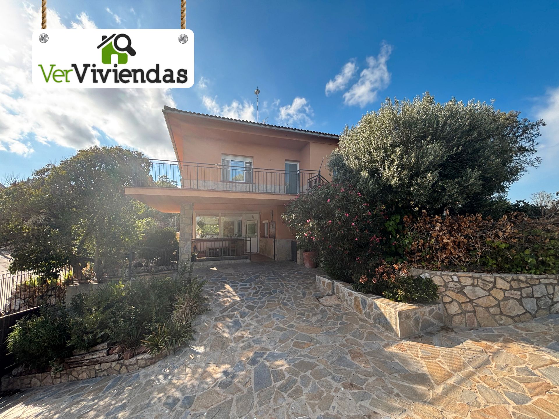 Exterior view of House or chalet for sale in Corbera de Llobregat  with Heating, Private garden and Parquet flooring