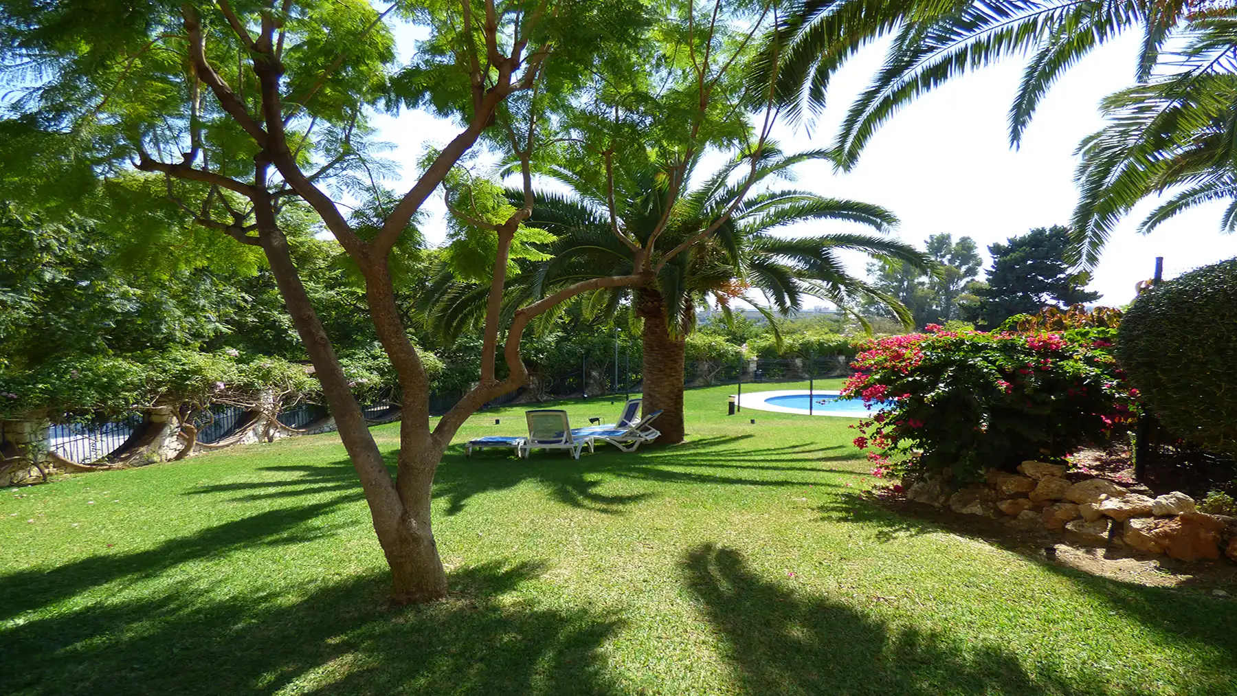 Jardín de Piso en venta en Benalmádena con Aire acondicionado, Terraza y Trastero