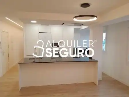 Cuina de Pis de lloguer en Vitoria - Gasteiz amb Calefacció i Traster
