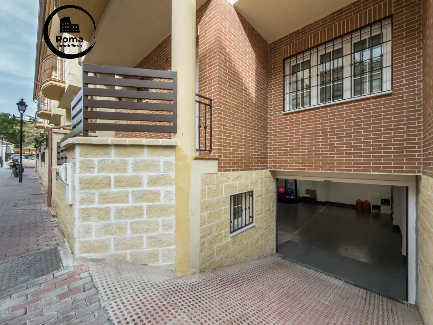 Exterior view of Detached homes for sale in Cenes de la Vega  with Air Conditioner, Heating and Terrace