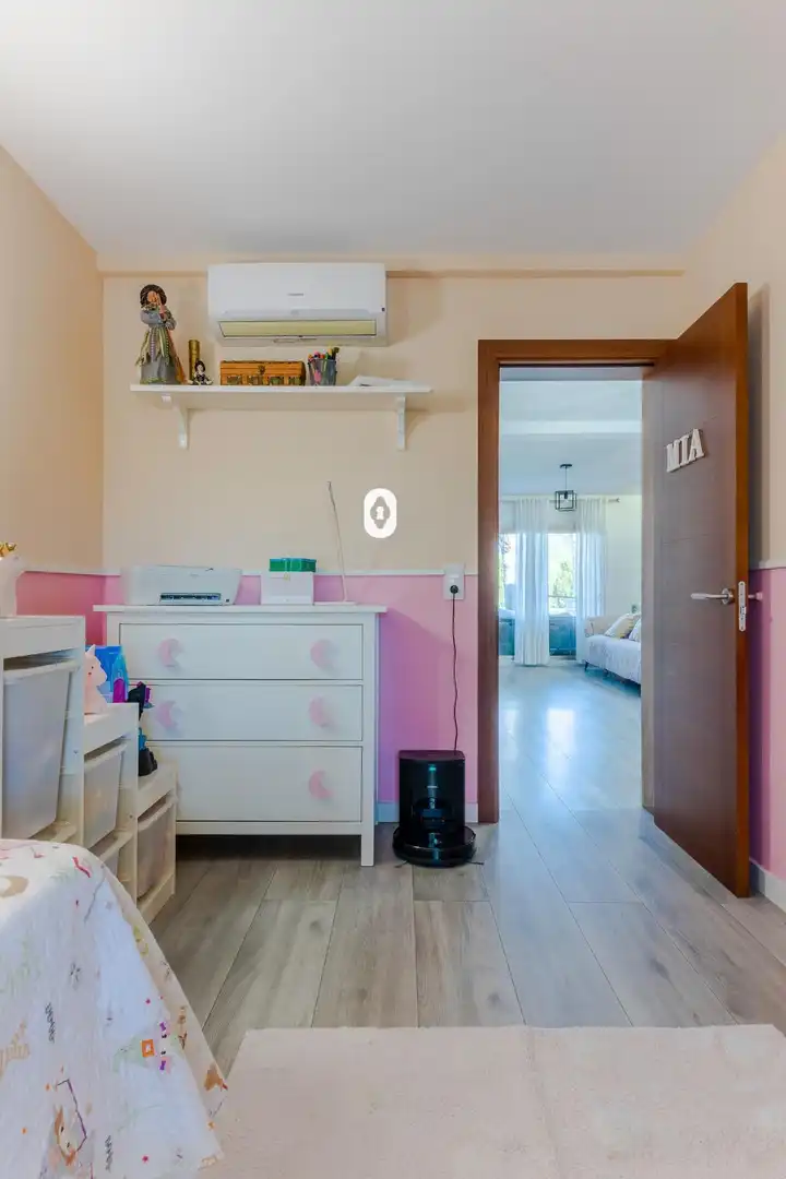 Dormitori de Casa adosada en venda en Sa Pobla amb Aire condicionat, Jardí privat i Parquet