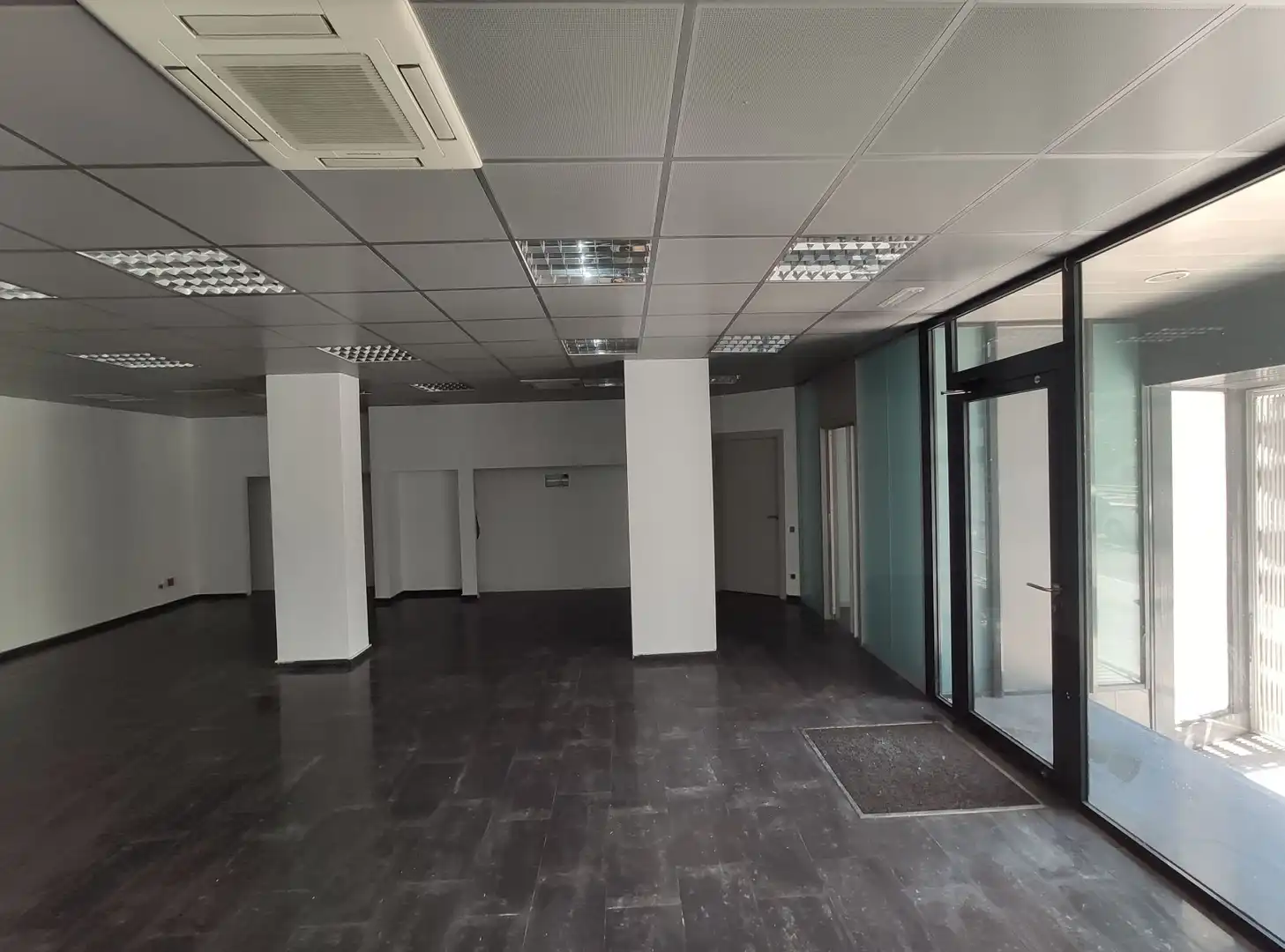 Local en venta en Terrassa