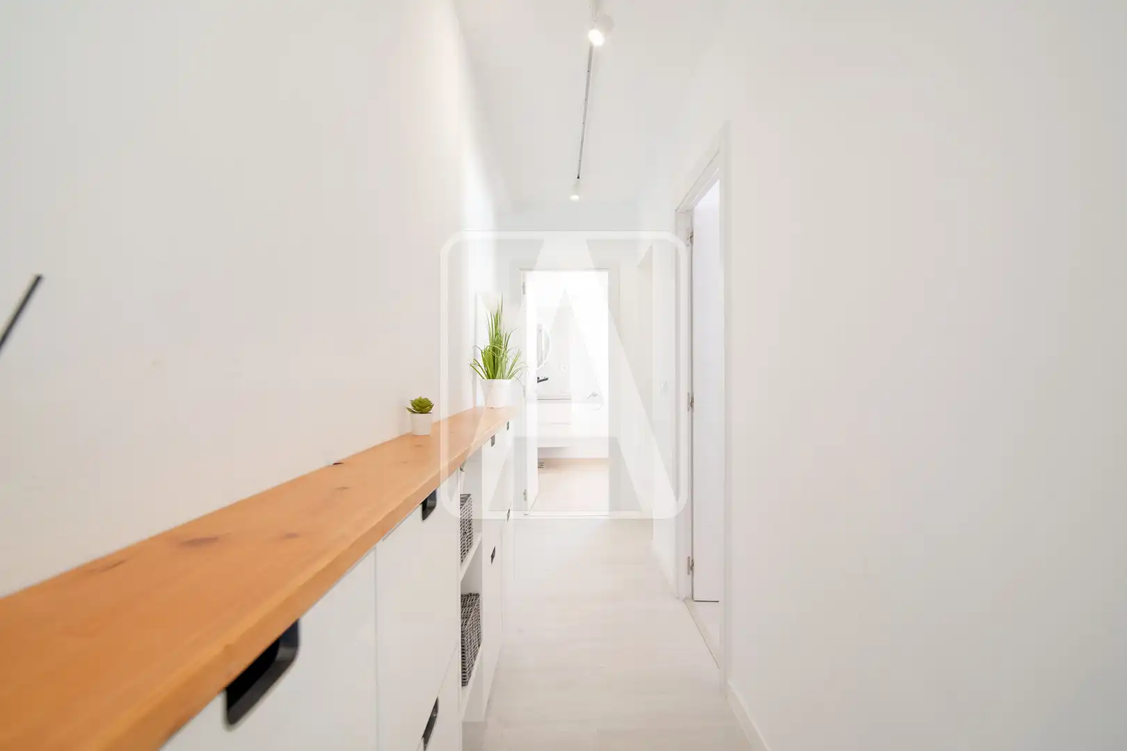 Chalet con piscina en venta en Marisol Park - Ortembach - Los Almendros, imagen 17