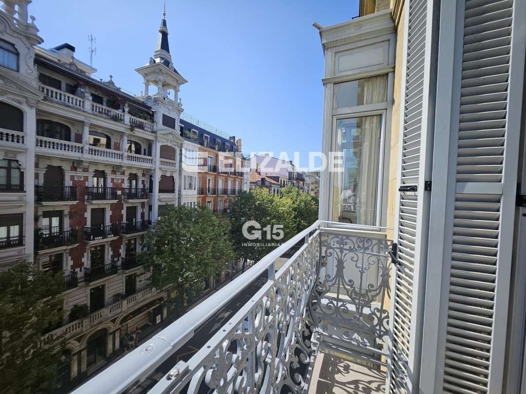 Vista exterior de Piso en venta en Donostia - San Sebastián  con Calefacción, Trastero y Amueblado