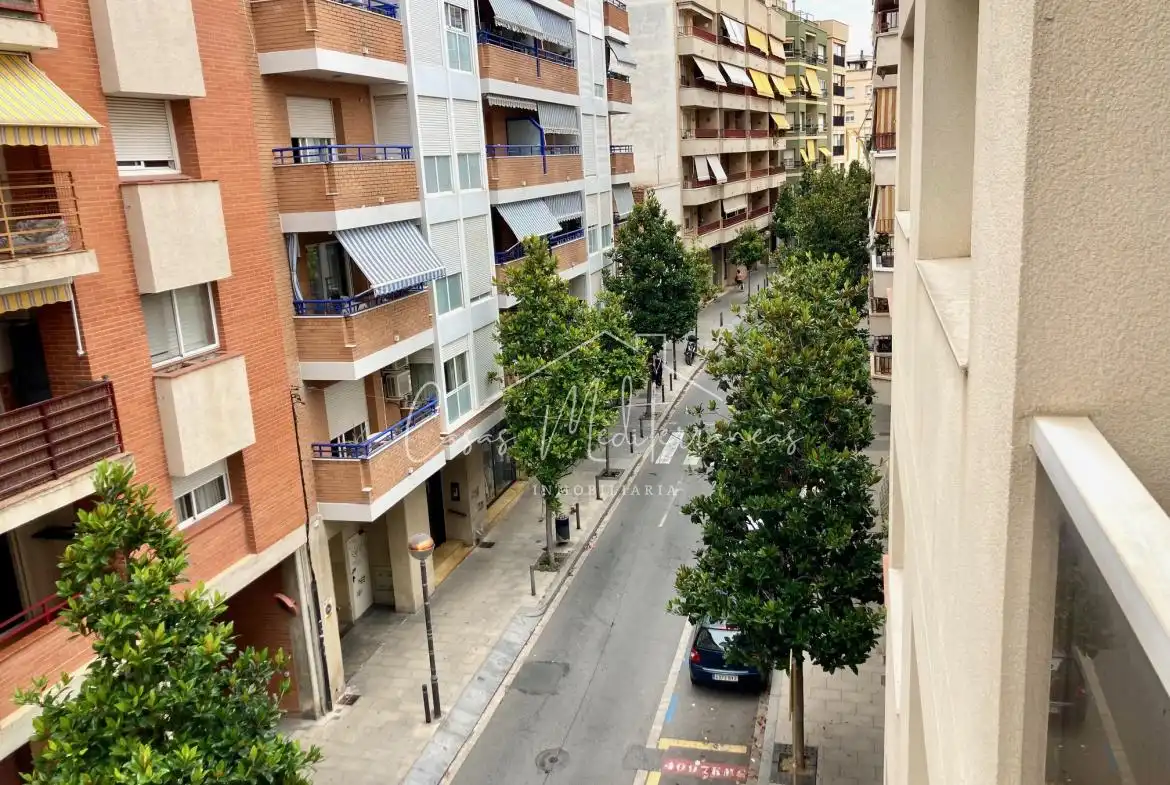 Flat with lift for sale in Carrer de Santa Joaquima de Vedruna, imagen 2