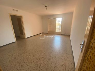 Flat with balcony for sale in Eixample Sud – Migdia
