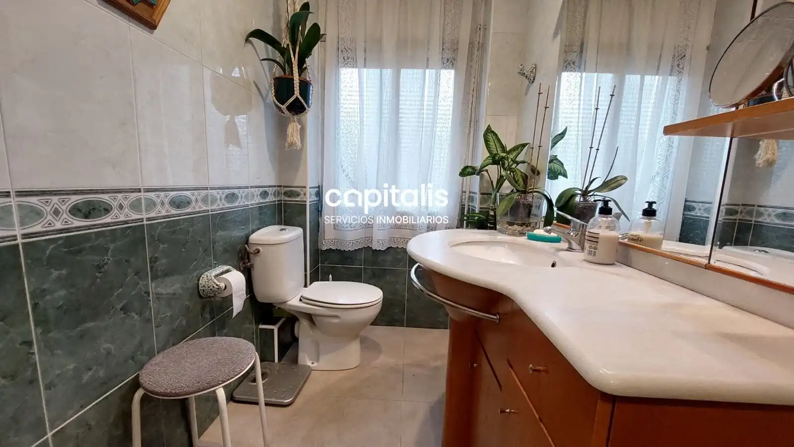 Badezimmer von Wohnung zum Verkauf in Madrid mit Klimaanlage, Heizung und Abstellraum