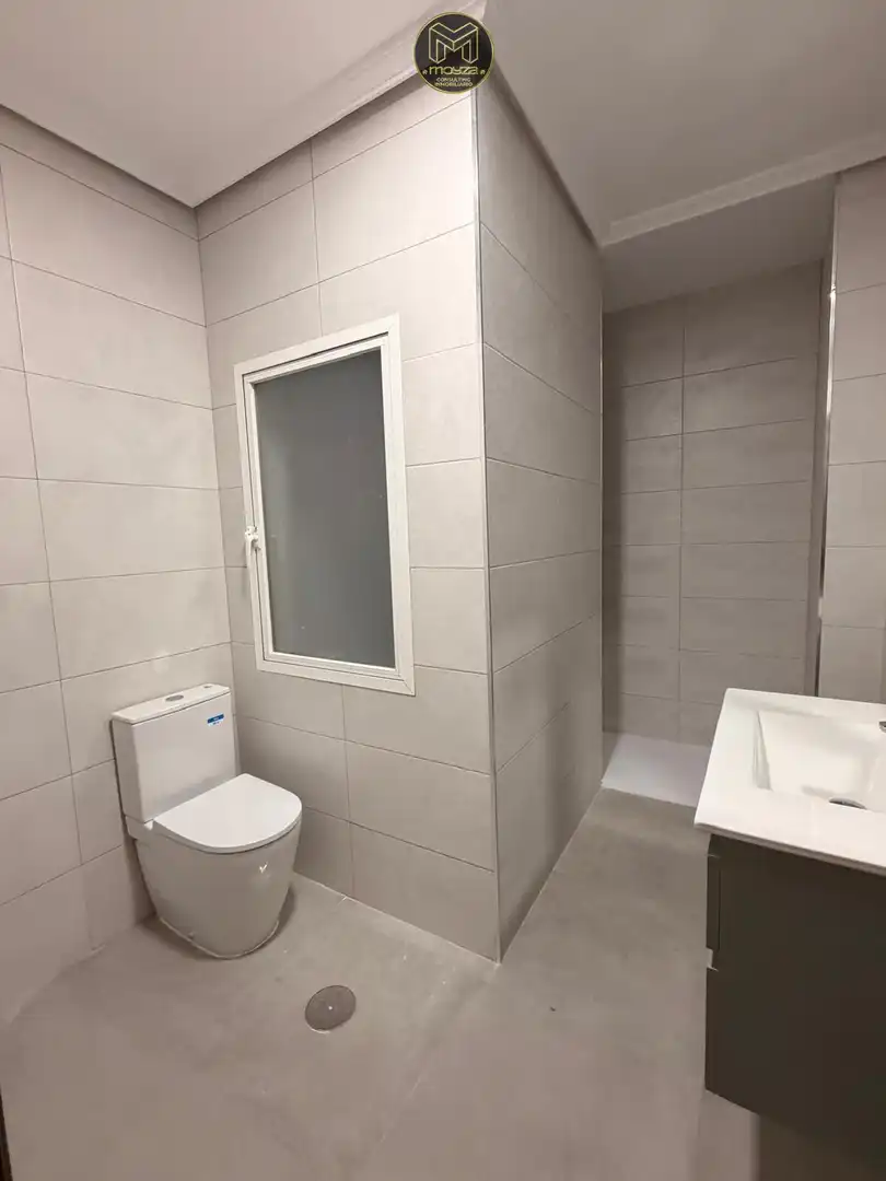 Bathroom of Flat for sale in Úbeda  with Balcony