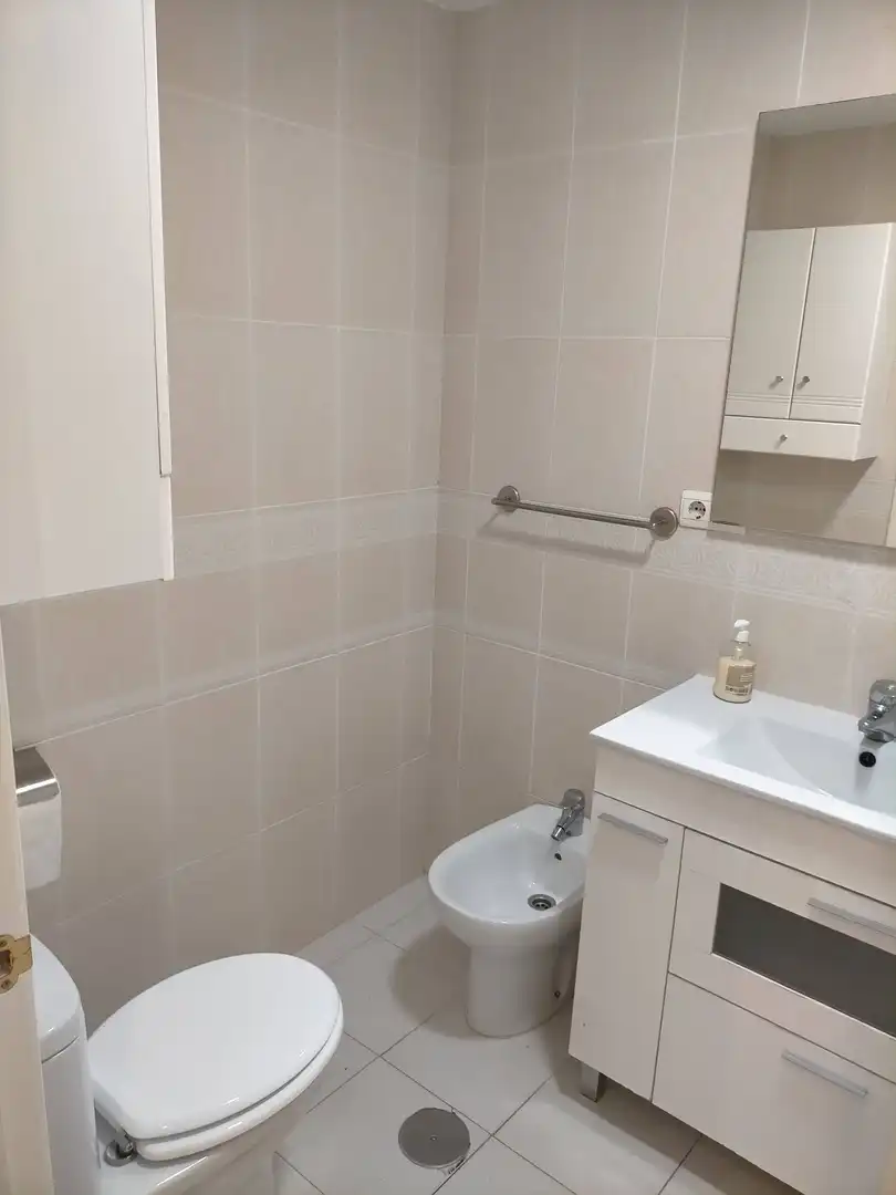 Flat for rent in Calle Rosa de los Vientos, El Pino - Bajo de Guía
