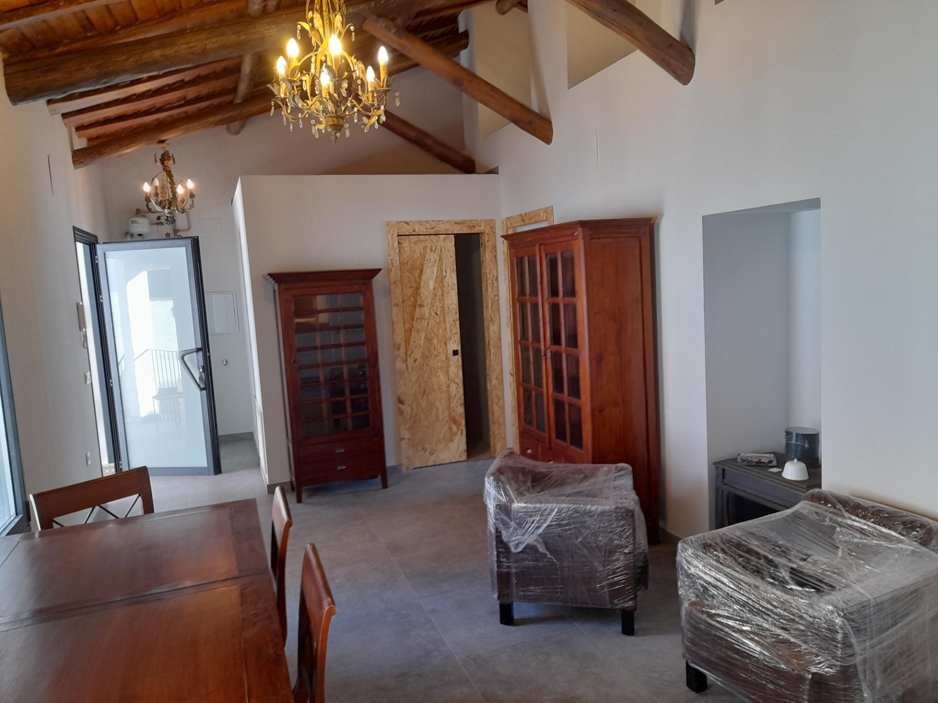 Apartamento de alquiler en Cáceres Capital con Calefacción, Jardín privado y Terraza