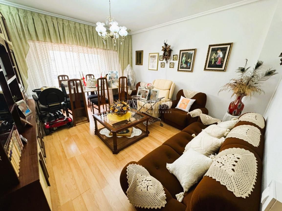 Sala d'estar de Pis en venda en  Valencia Capital