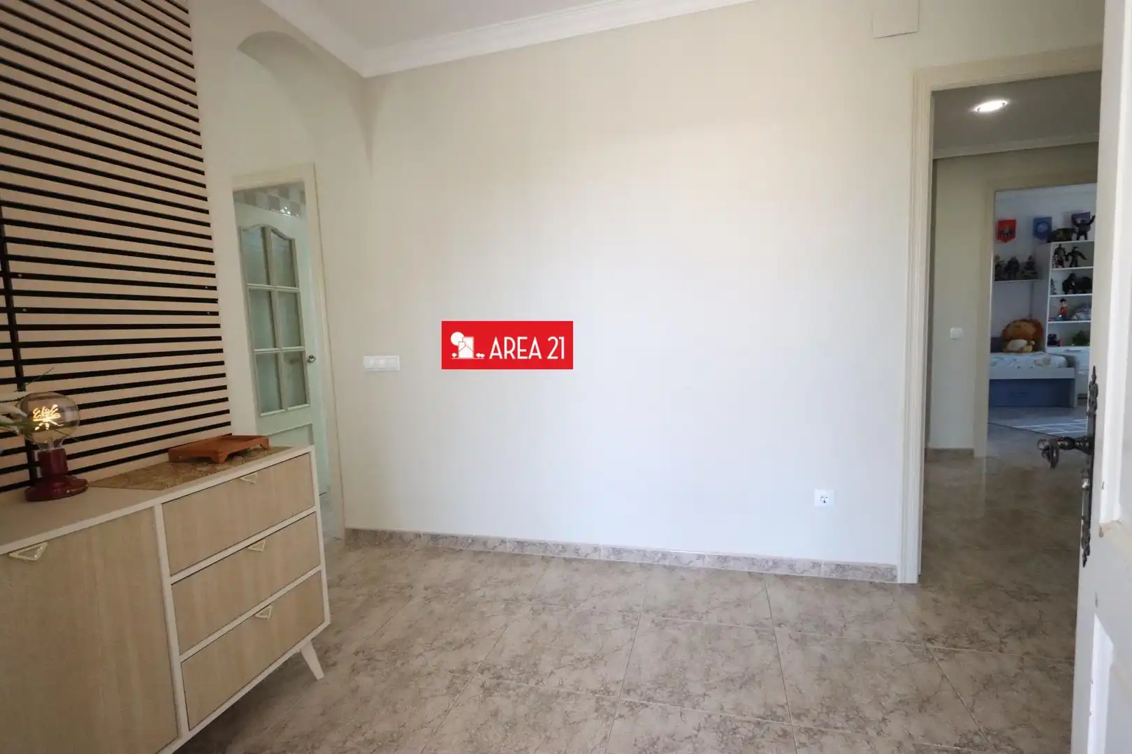 Houses for sale in La Pobla de Vallbona  with Heating, Terrace and Storage room