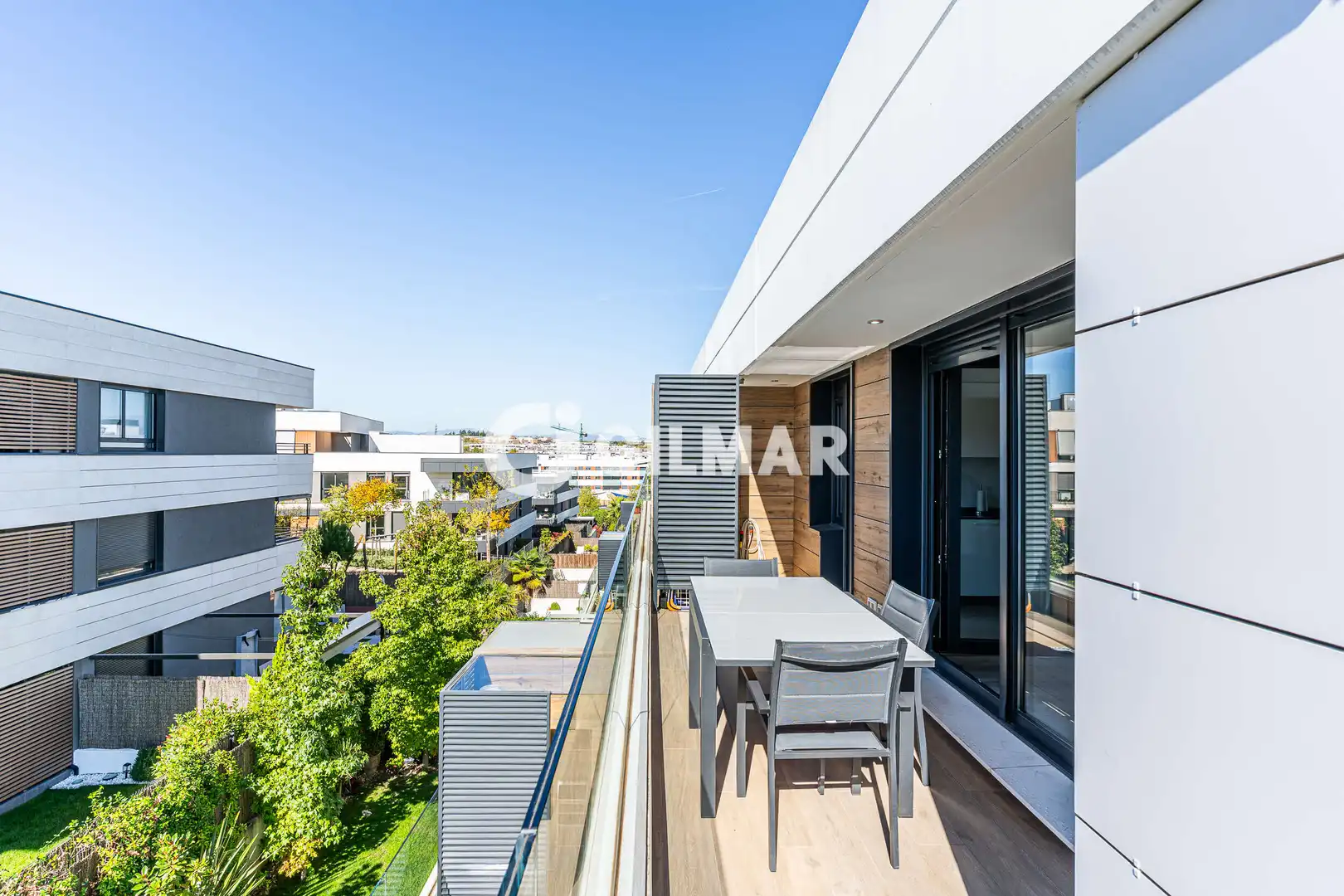 Terrasse von Wohnung zum Verkauf in Las Rozas de Madrid mit Heizung, Privatgarten und Abstellraum