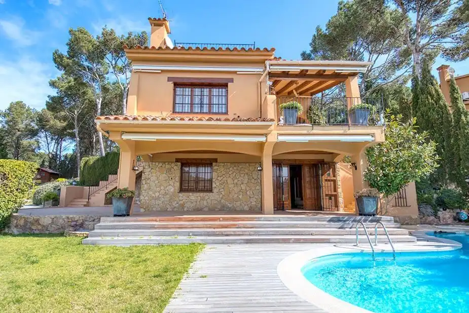 Vista exterior de Casa o xalet en venda en Palafrugell amb Aire condicionat, Calefacció i Terrassa
