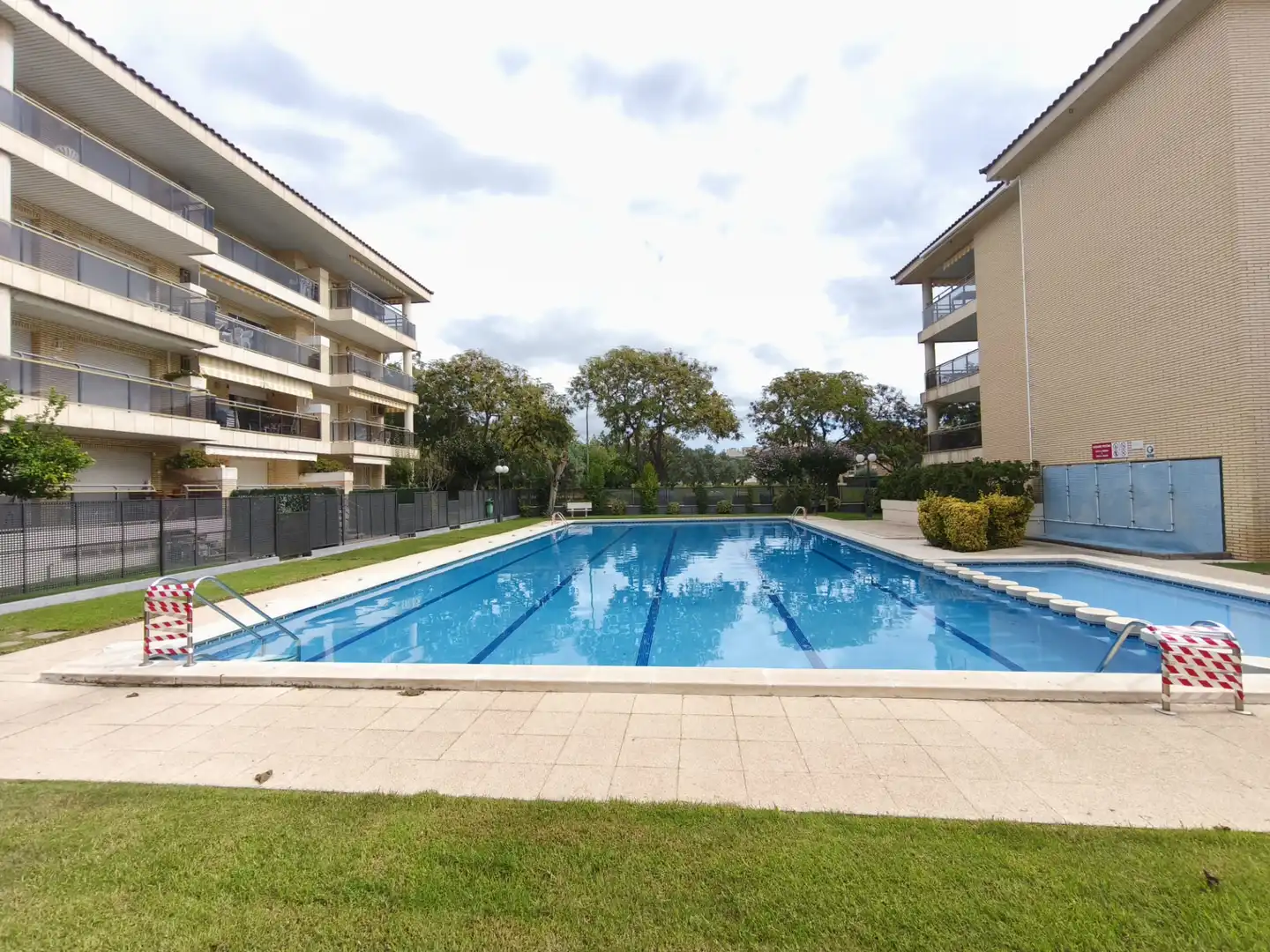 Wohnung mit Balkon zum Verkauf in Carrer Anoia