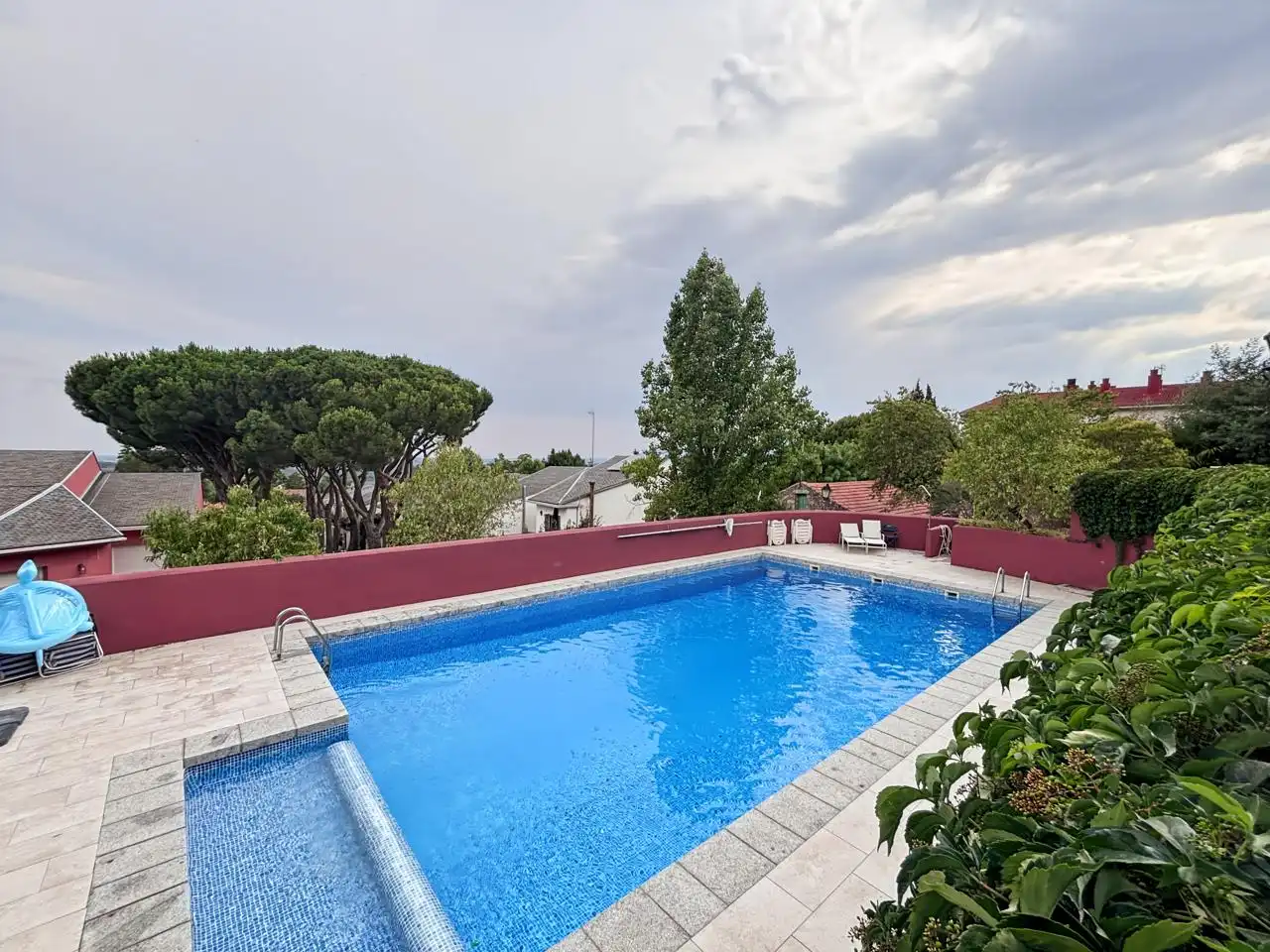 Piscina de Casa o xalet en venda en Collado Mediano amb Aire condicionat, Terrassa i Piscina comunitària