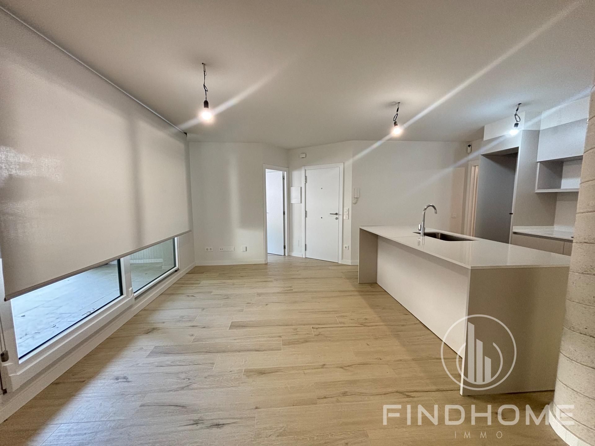 Vista exterior de Piso en venta en Olot con Terraza y Balcón