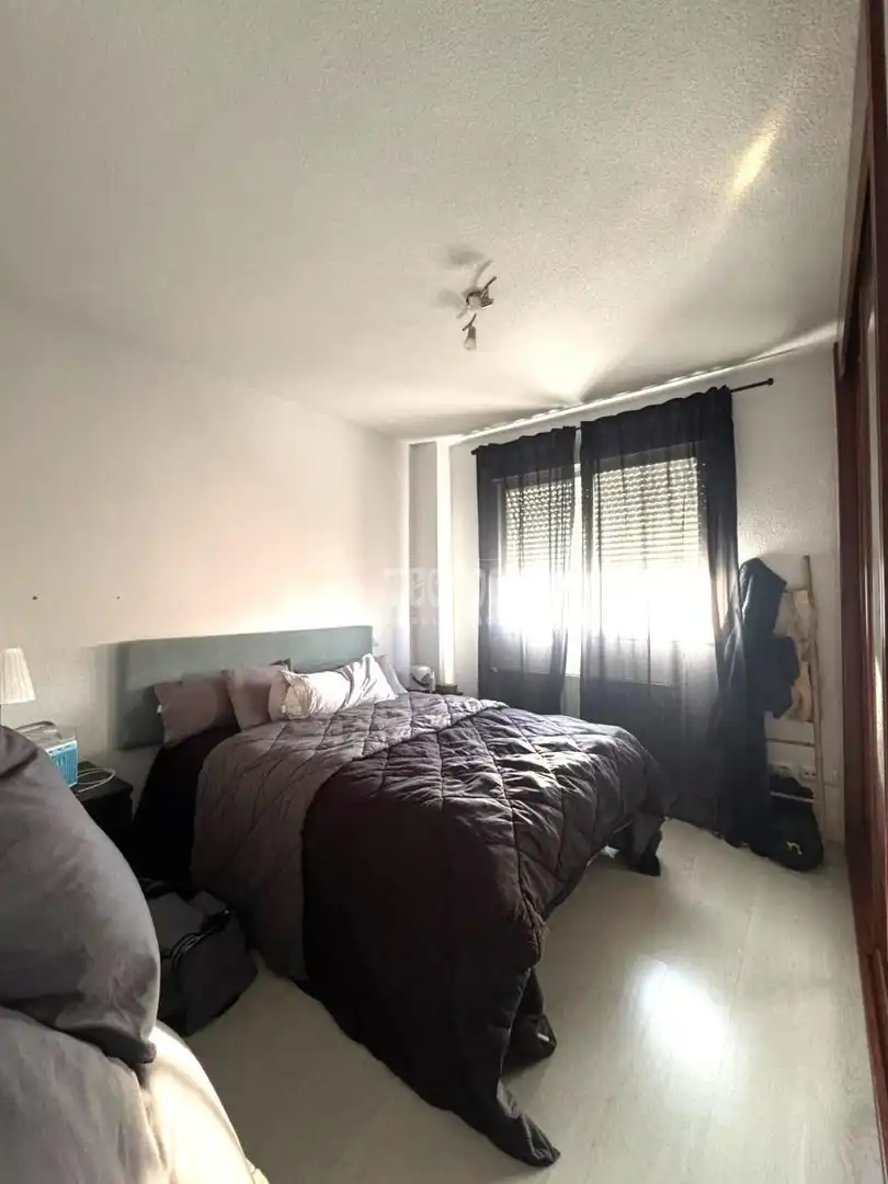 Habitación de Piso en venta en Parla con Calefacción, Trastero y Piscina comunitaria