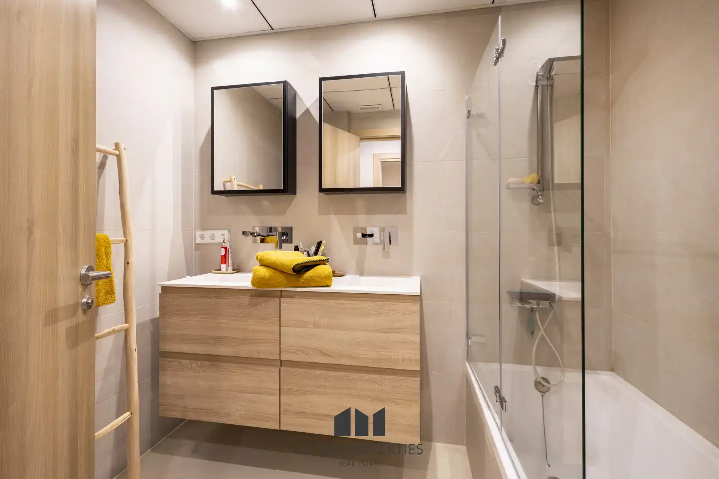 Flat for sale in Montañar - El Arenal