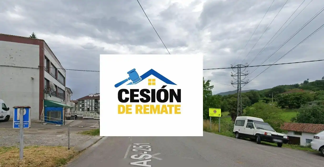 Nau industrial en venda a Nava