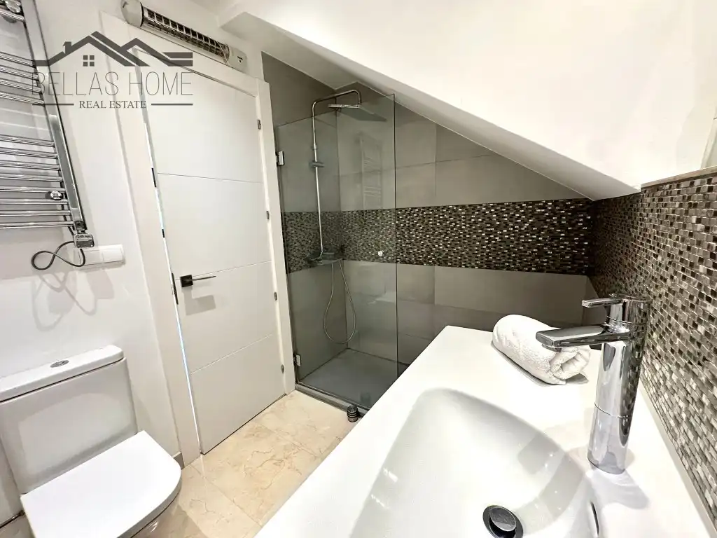 Badezimmer von Maisonette zum Verkauf in Estepona mit Terrasse und Schwimmbad