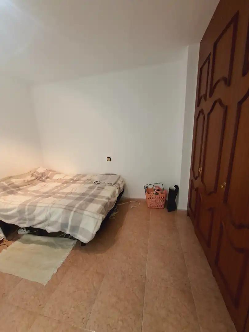 Dormitori de Casa adosada en venda en Villaviciosa de Odón amb Aire condicionat, Calefacció i Jardí privat