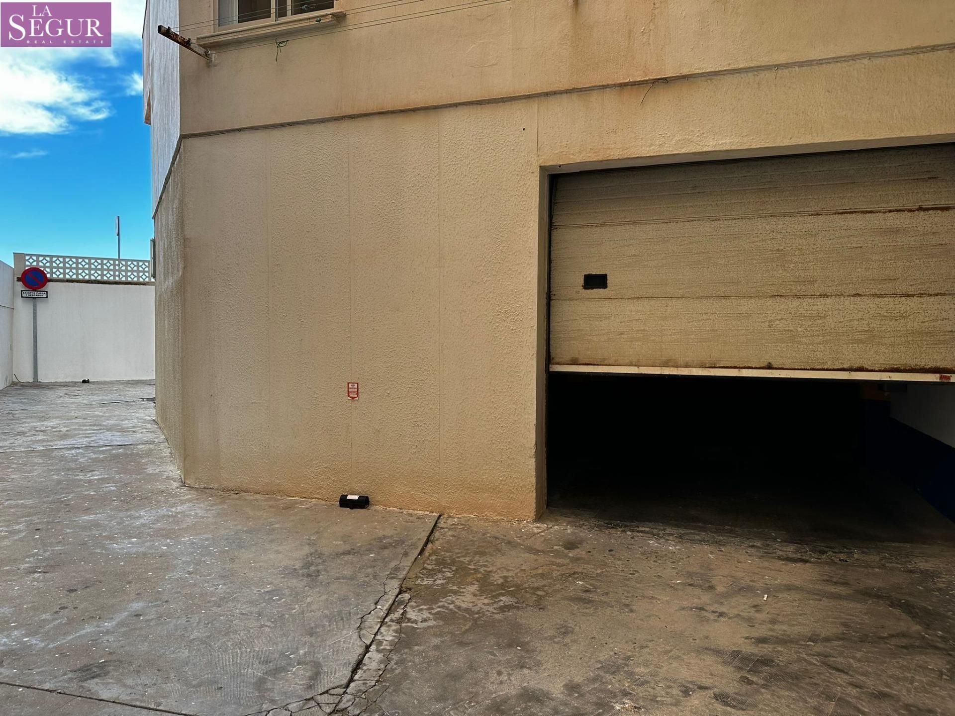 Aparcament de Garatge en venda en  Cádiz Capital