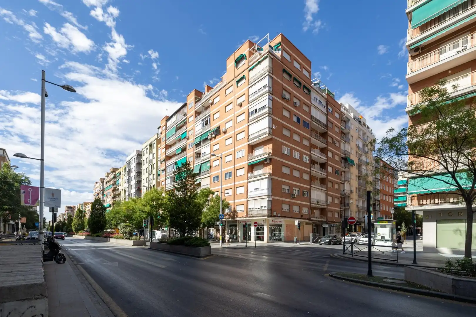 Piso en venta en Calle Calle Emperatriz Eugenia, 1, Camino de Ronda