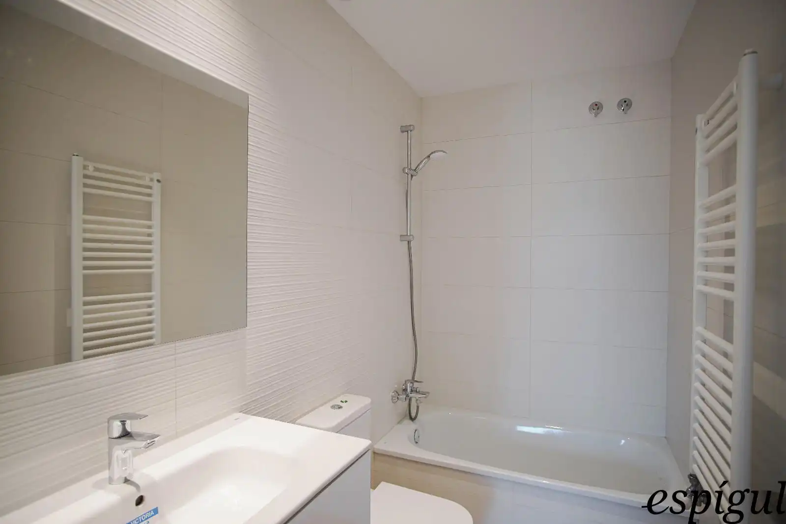 Flat for sale in Josep Tarradellas, Vilablareix