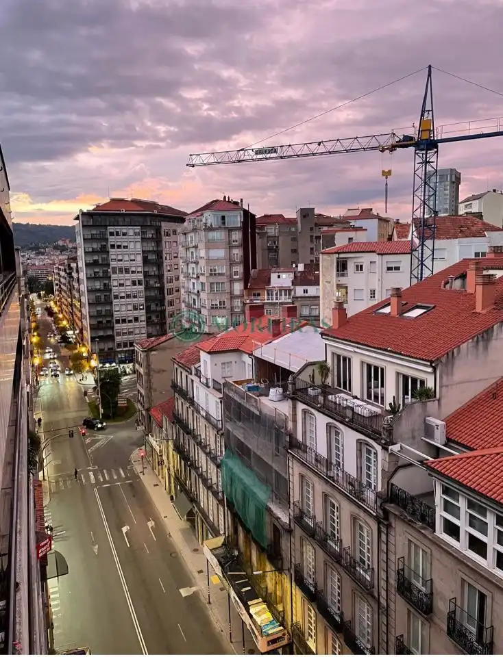 Vista exterior de Piso en venta en Ourense Capital  con Aire acondicionado, Calefacción y Terraza