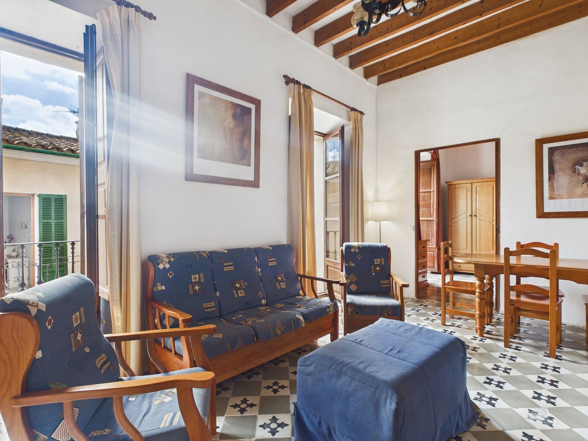 Sala d'estar de Casa adosada en venda en Lloseta amb Aire condicionat, Jardí privat i Traster