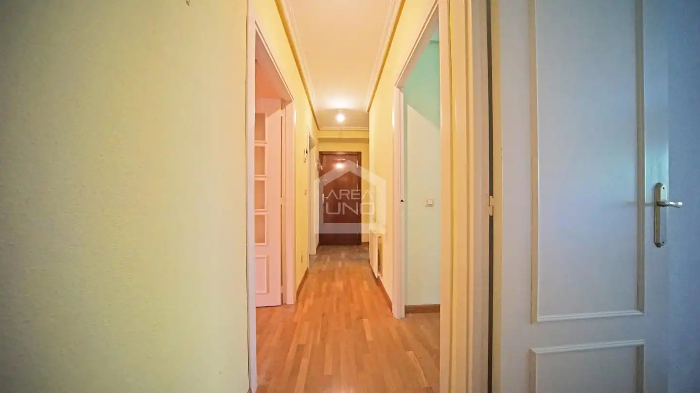 Piso en venta en Madrid con Calefacción
