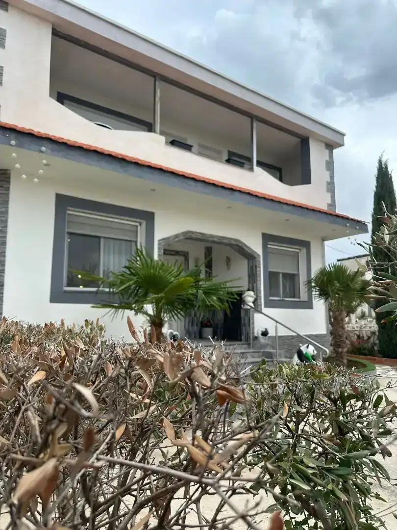 Vista exterior de Casa o xalet en venda en Mejorada del Campo amb Piscina i Balcó