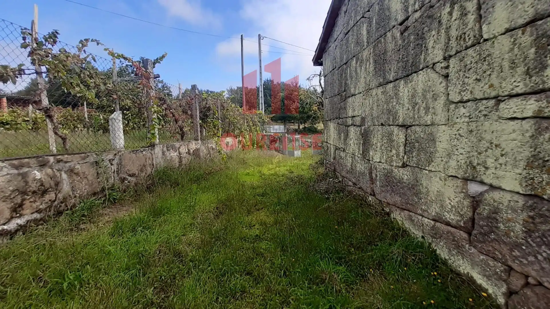 Casa con jardín en venta en Amoeiro, imagen 11