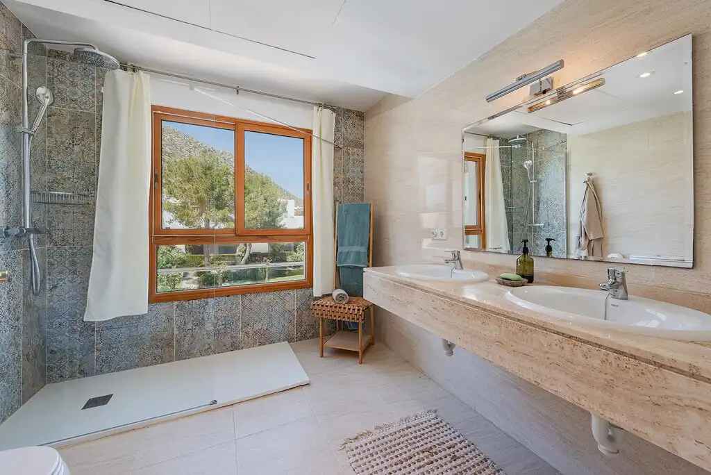 Bathroom of Detached homes for sale in Pollença  with Air Conditioner, Private garden and Terrace