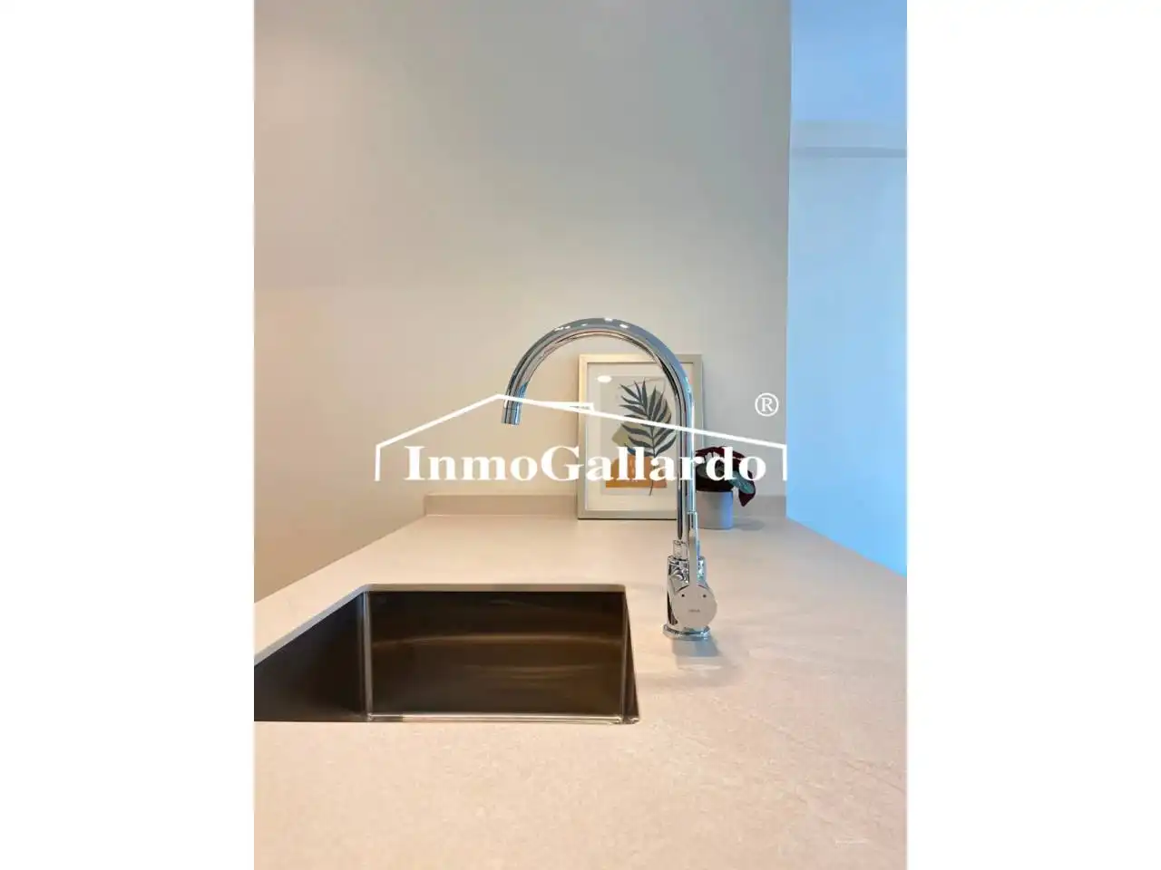Flat with lift for sale in Camino Suárez