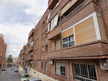 Piso en venta en Calle Oriol 6