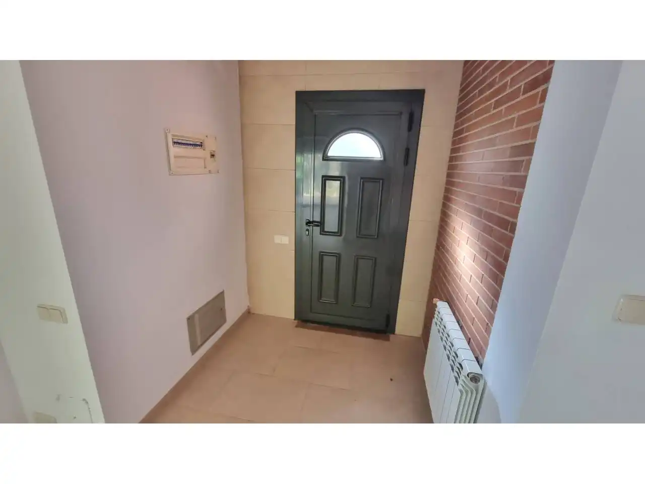 Houses for sale in Calle Lleida, Vallromanes
