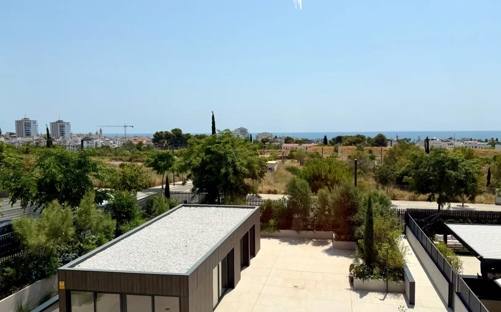 Terrassa de Apartament de lloguer en Sitges amb Aire condicionat, Calefacció i Jardí privat