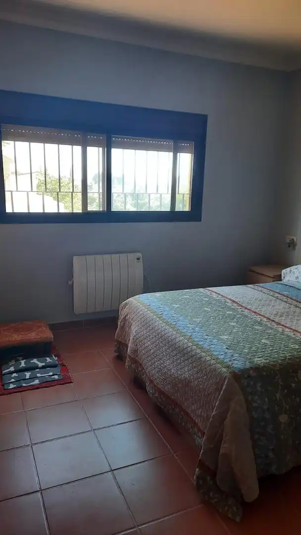 Dormitori de Casa adosada en venda en El Puerto de Santa María amb Aire condicionat, Jardí privat i Terrassa