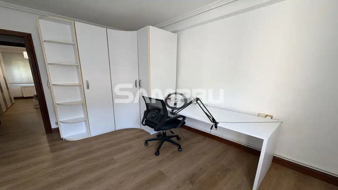 Bedroom of Flat for sale in Eibar  with Heating