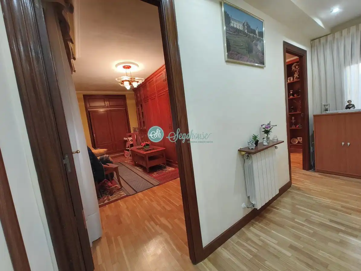 Flat for sale in Segovia  with Air Conditioner, Heating and Balcony