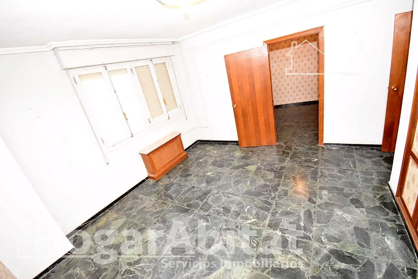 Piso en venta en Castellón de la Plana / Castelló de la Plana con Calefacción y Balcón
