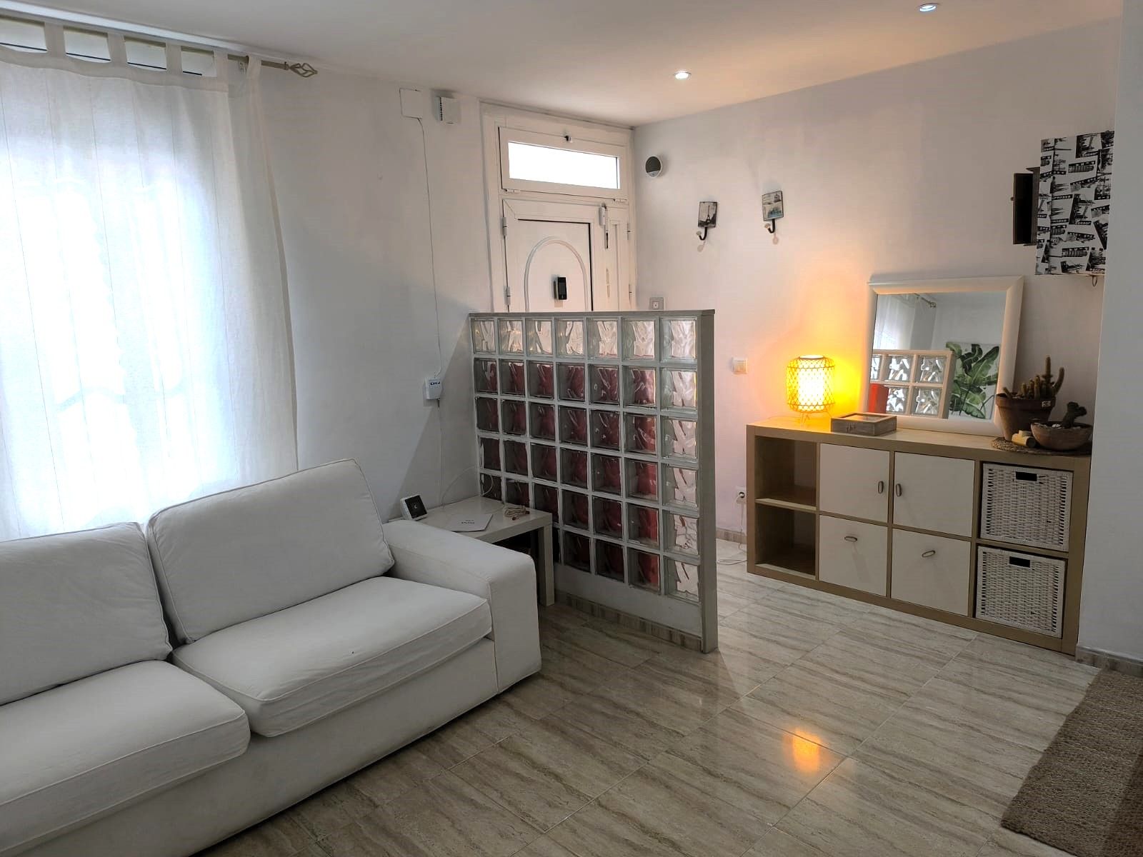Bedroom of Apartment for sale in L'Hospitalet de Llobregat  with Terrace, Furnished and Alarm