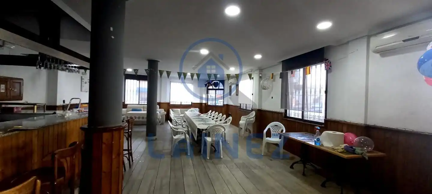Local en venta en Alcaracejos con Aire acondicionado