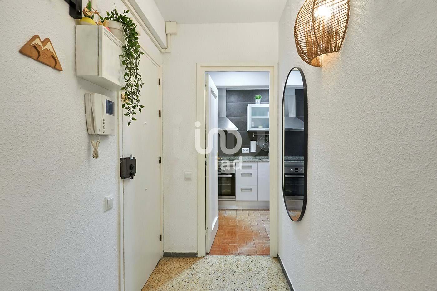 Flat for sale in Esplugues de Llobregat  with Air Conditioner and Heating