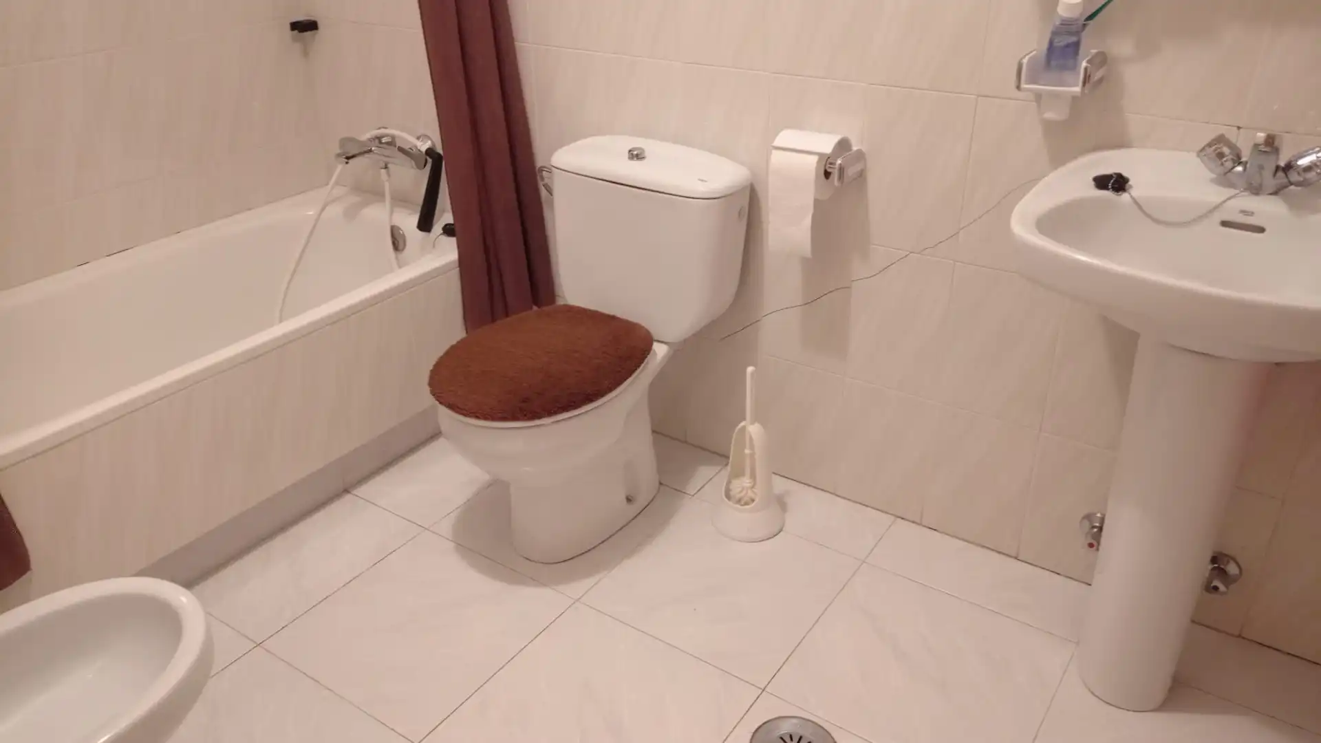 Bany de Pis en venda en Foz amb Calefacció, Terrassa i Traster